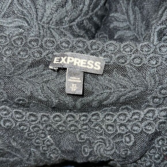 ✨ Express Mesh Embroidered Long Sleeve Top✨ - Picture 4 of 5